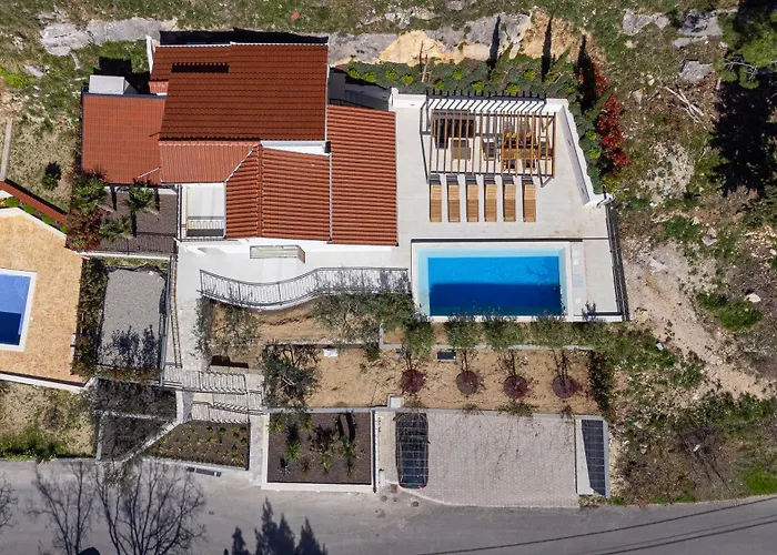 Vila Flora *