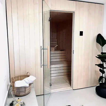 Villa Flora Srinjine